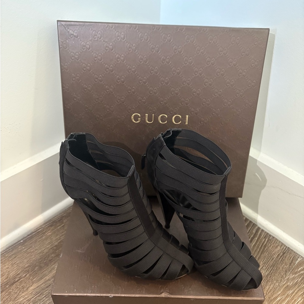 Gucci Women's Black Heeled Sandals